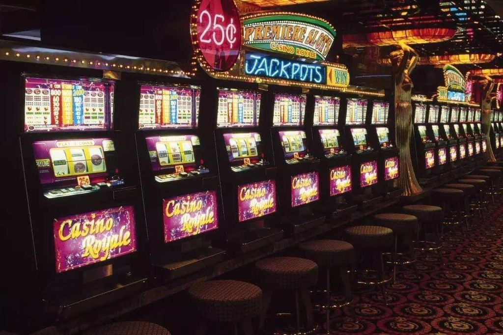 coroa520 - Slot Fácil Cassino